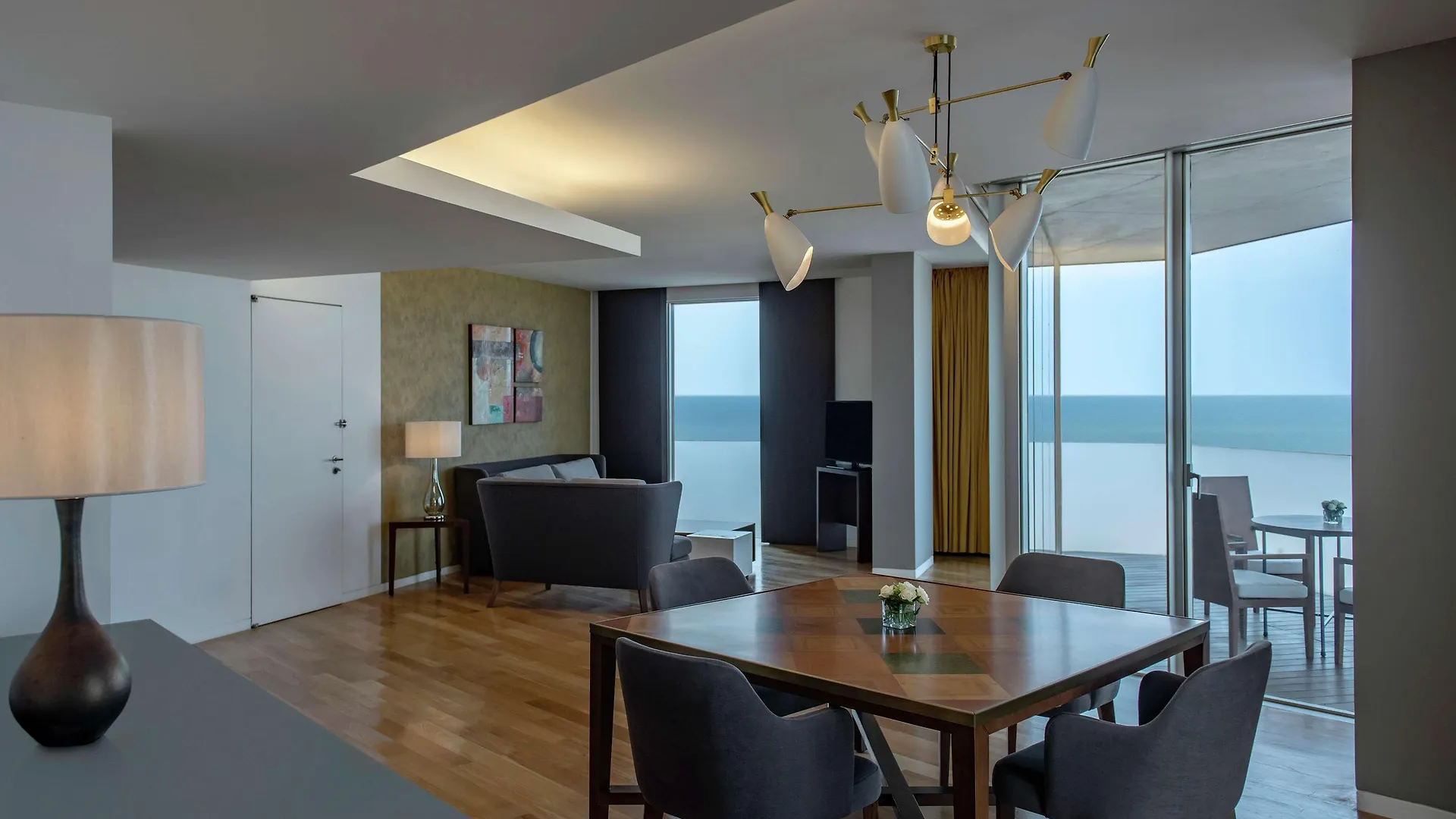 Hilton Beirut Downtown Otel