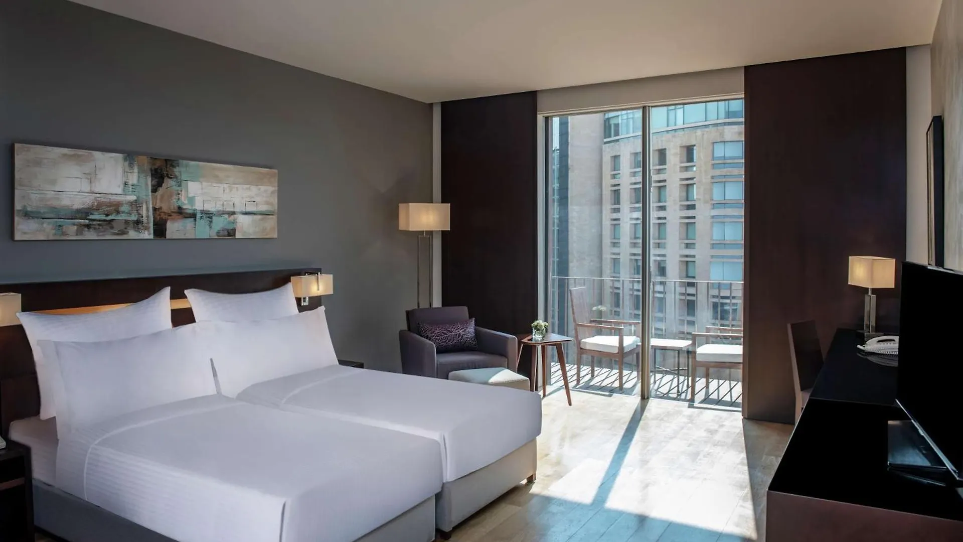 Hilton Beirut Downtown Otel