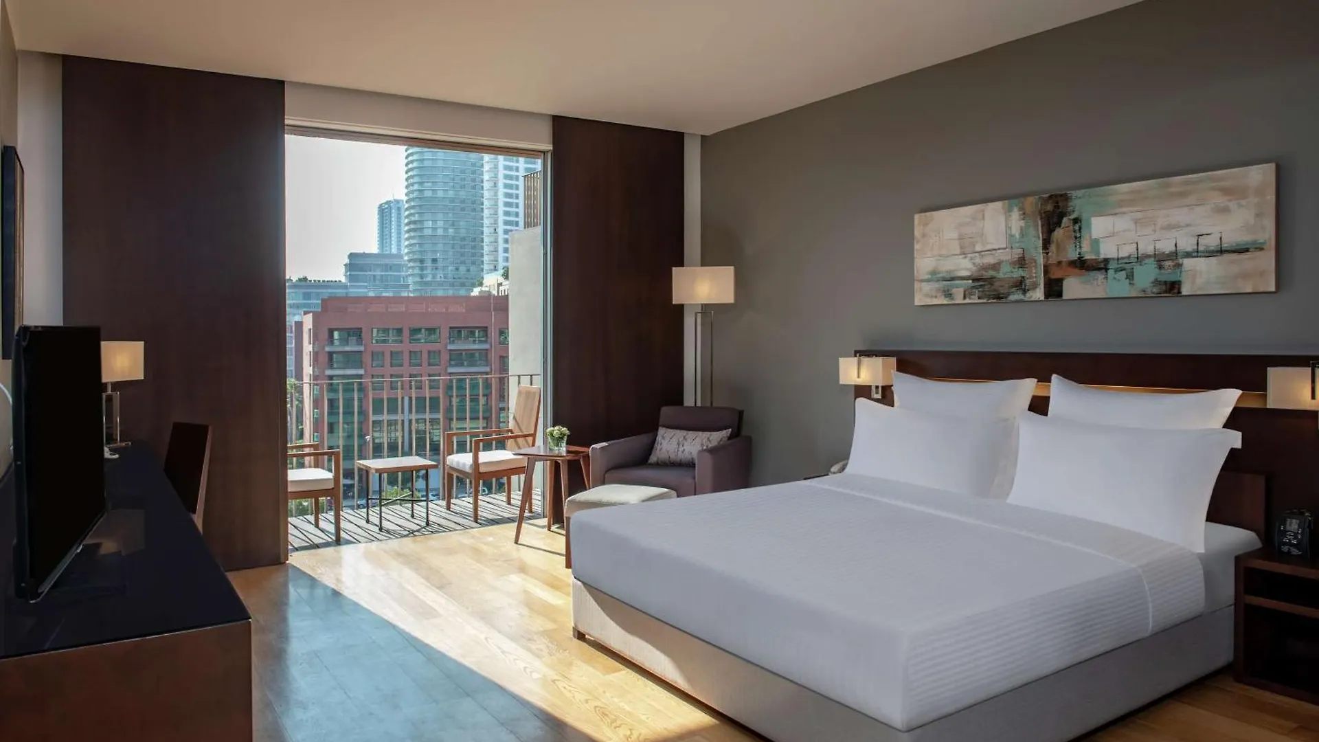Hilton Beirut Downtown Otel