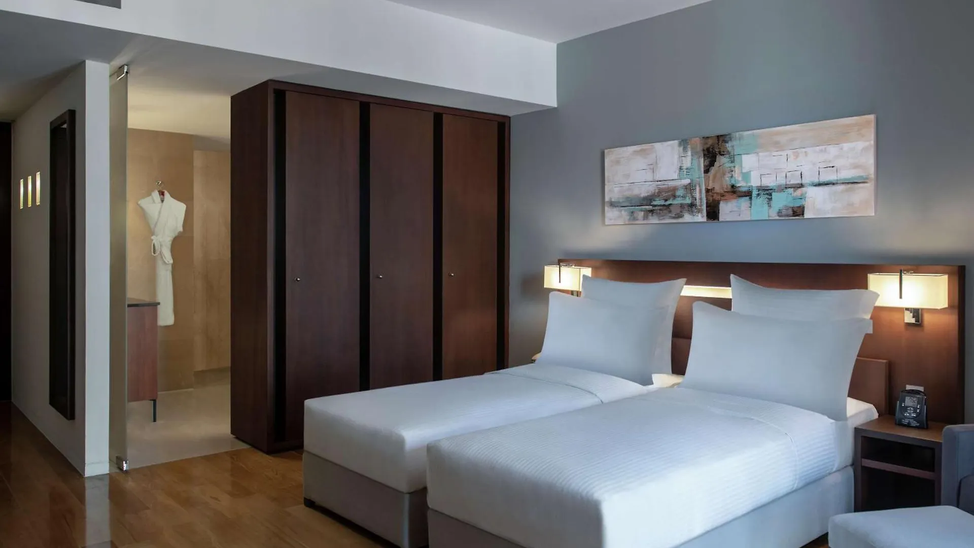 Hilton Beirut Downtown Otel