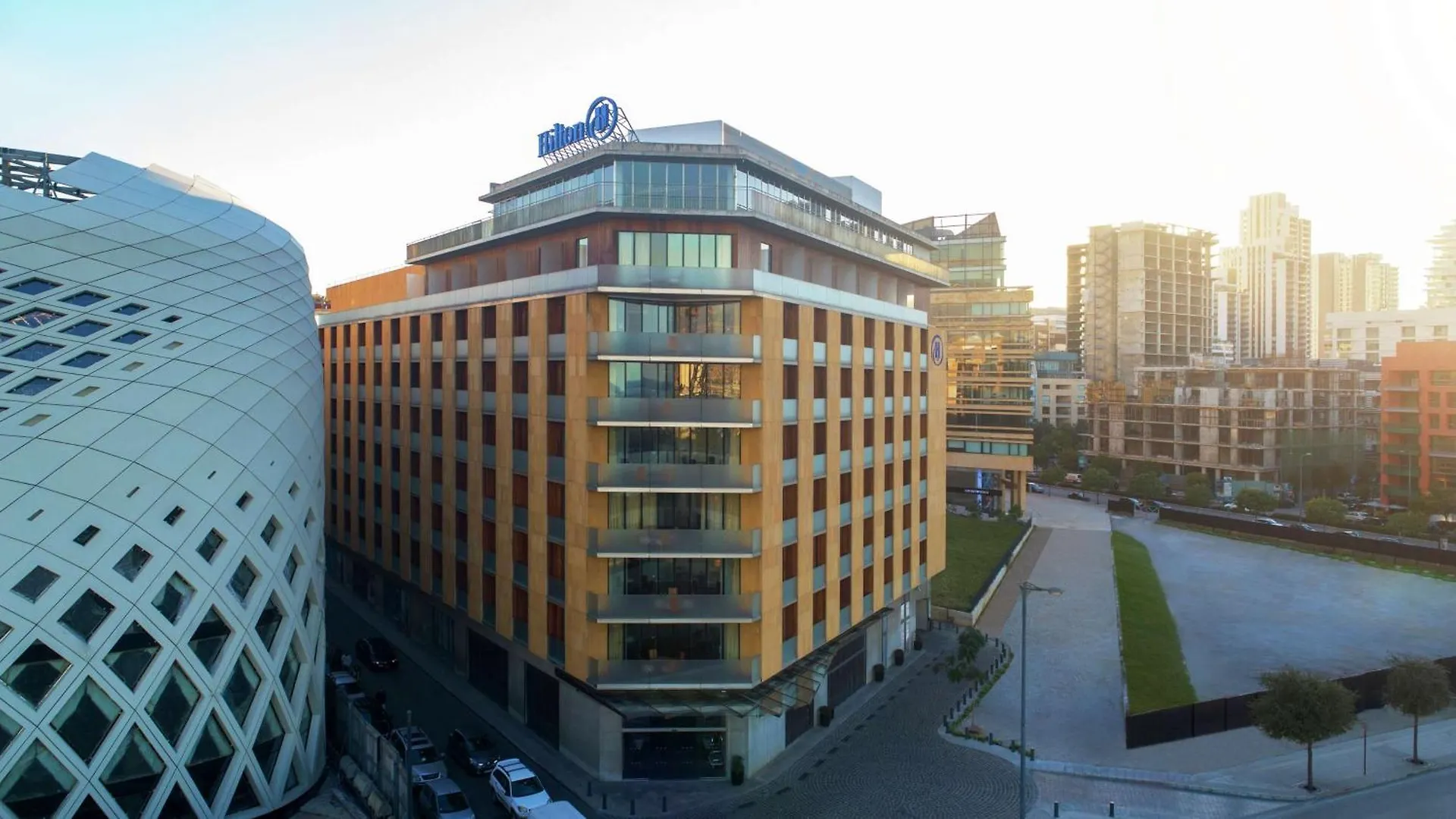 Hilton Beirut Downtown Otel Lübnan